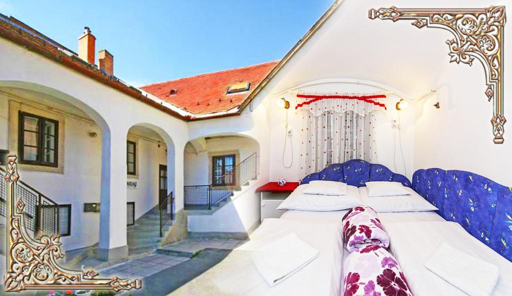Barokk Vendeghaz Hotel Eger Buitenkant foto