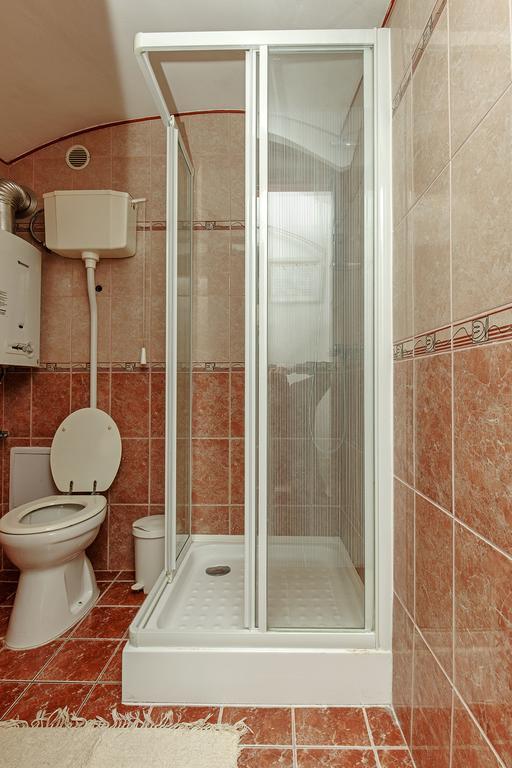 Barokk Vendeghaz Hotel Eger Buitenkant foto